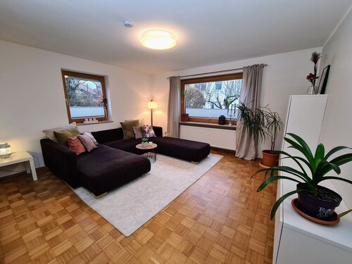 Seenahe Gartenwohnung in Schondorf