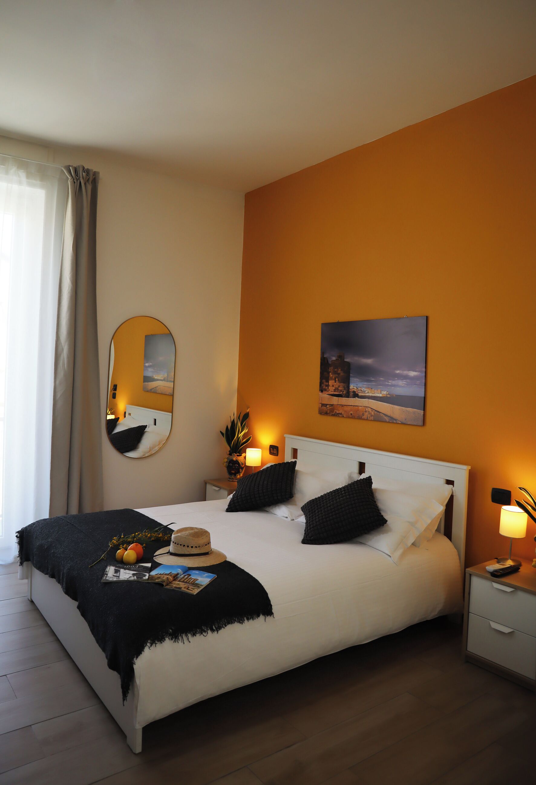 尊榮雙人房 | 埃及棉床單、高級寢具、羽絨被、遮光布/窗簾