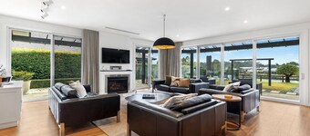 BELLEVIEW HUNTER - THE VINTAGE HOLIDAY HOUSES