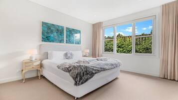 5 makuuhuonetta, ilmainen Wi-Fi, vuodevaatteet