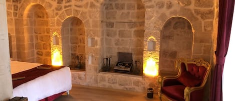 Double Room | Free WiFi