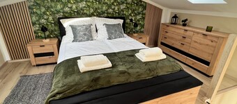 Casa Kashubia Industrial - Brand new luxury vacation home by the lake - near the Baltic Sea