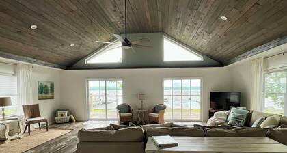 Level Seneca Lakefront Villa with Gorgeous Sunsets 3,510 sq. ft.