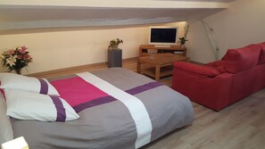 1 bedroom, iron/ironing board, free WiFi, bed sheets