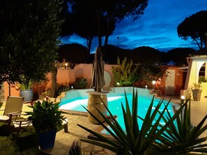 Piscine extérieure, piscine chauffée