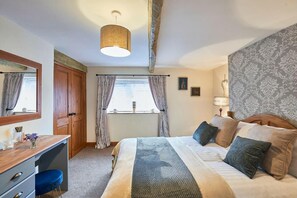 2 Schlafzimmer, Bügeleisen/Bügelbrett, Reisekinderbett, kostenloses WLAN