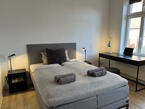 1 bedroom, desk, iron/ironing board, free WiFi - Apartment house „Buxtehude – St.-Petri-Platz“ – Apartment 3 (Buxtehude)
