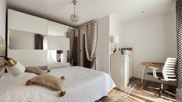 3 chambres, bureau, fer et planche Ă repasser, lit parapluie