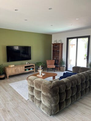 Smart TV, ping pong