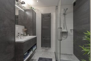 Dusche, Haartrockner
