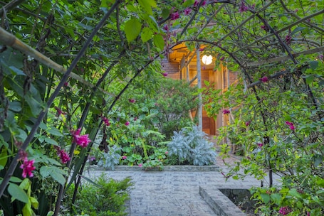 Exterior. Virunga Inn Resort & SPA