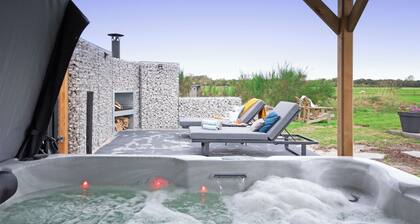 Luxury bed and parking Wulpenweid with wellness garden