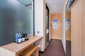 Room - IU Hotel (Chongqing Hechuan Ruishan Road Ta'ermen Square) (Chongqing)