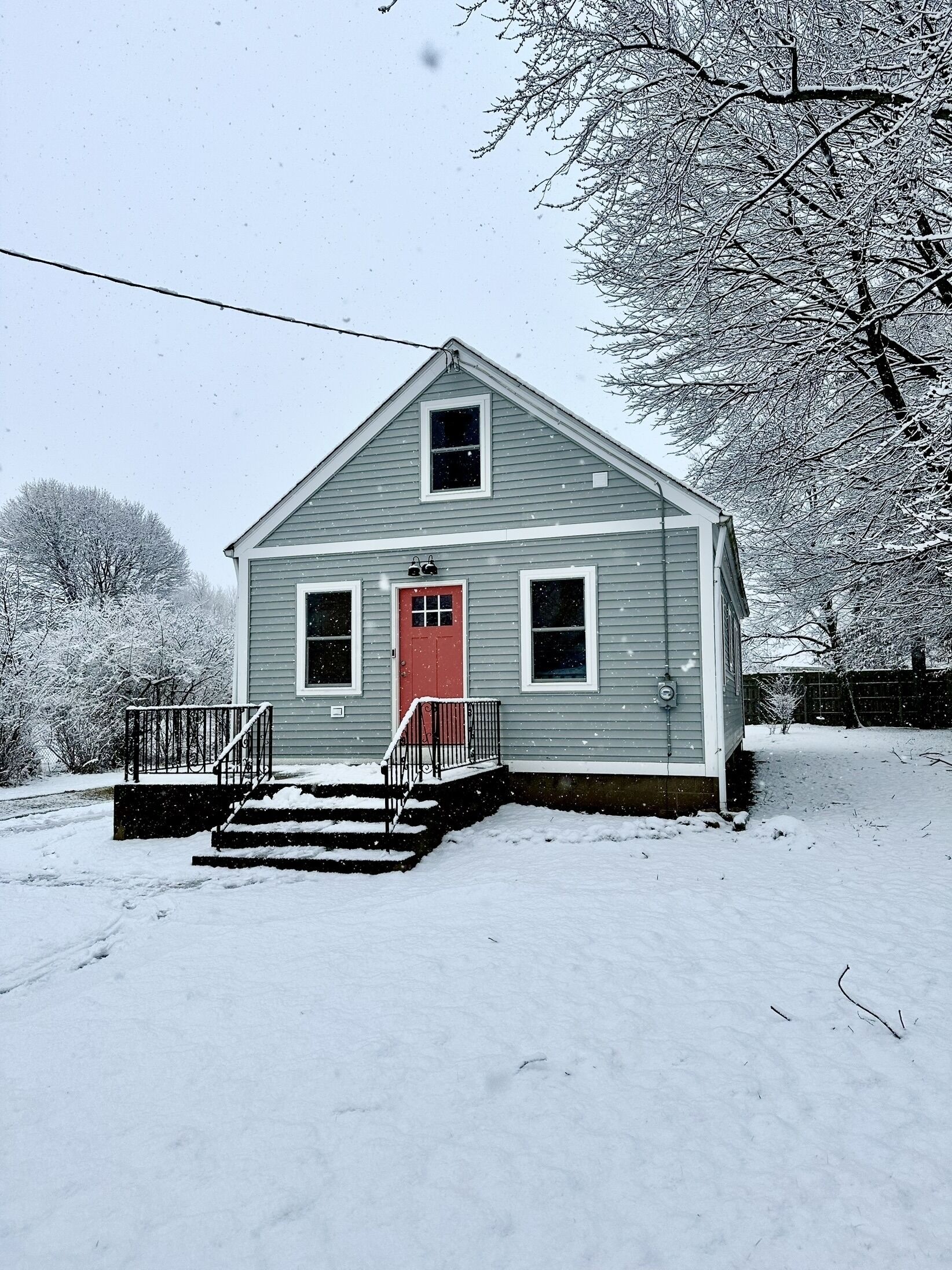 Winter at the Cozy Gray Cottage