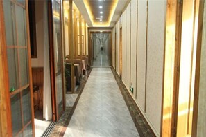Interior - Bojing Hotel (Yuechi)