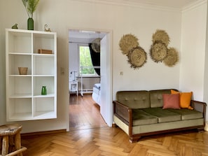 Smart TV, books