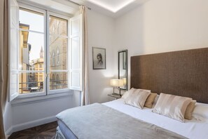 Comfort Room | Down comforters, minibar, in-room safe, desk - RFC Repubblica Florence Core B&B (Florence)