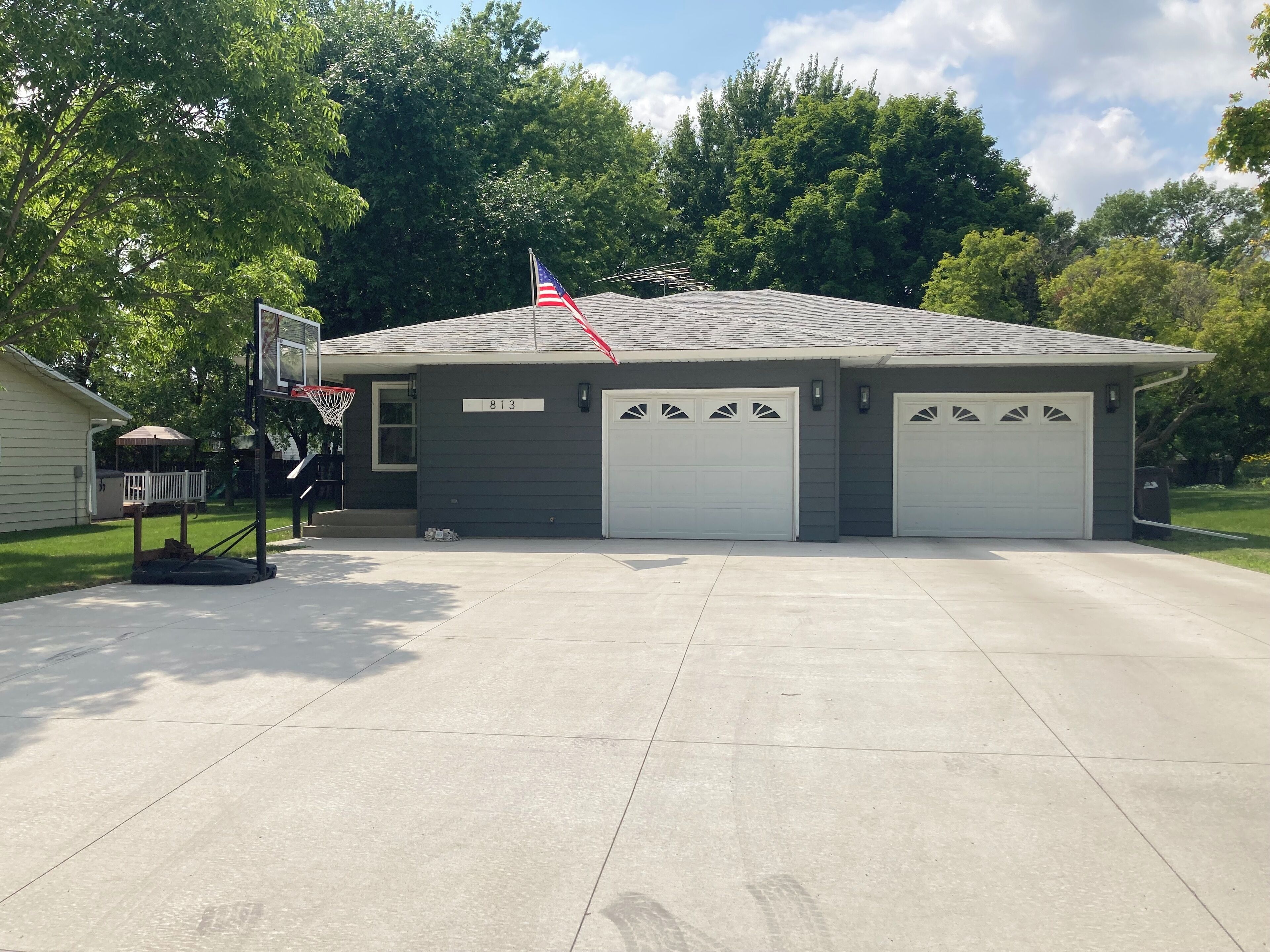 Hawley Home Close to Detroit Lakes and Lakes Country!