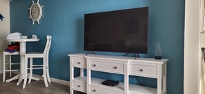 Interior - Oceanfront Daytona Beach Condo – Magnificent Views, Pools & Beach Access (Daytona Beach)