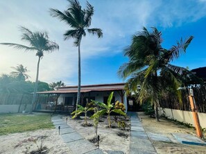 Property grounds - Chambre D'hôtes Dans Villa Avec Jardin à Atins (Atins)