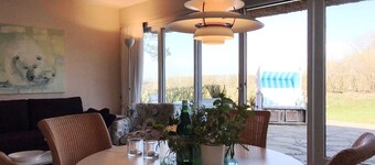 Cosy, nicely furnished apartment with spacious sunny terrace