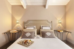 3 bedrooms, in-room safe, iron/ironing board, free WiFi - AMORE RENTALS - Maison De Charme with Terraces (Sorrento)