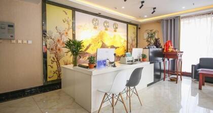 Lily Garden Hotel