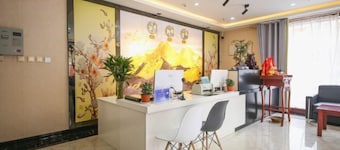 Lily Garden Hotel