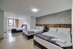 1 bedroom, travel cot, WiFi, bed sheets