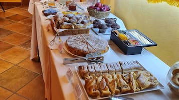 Colazione completa inclusa, servita tutte le mattine