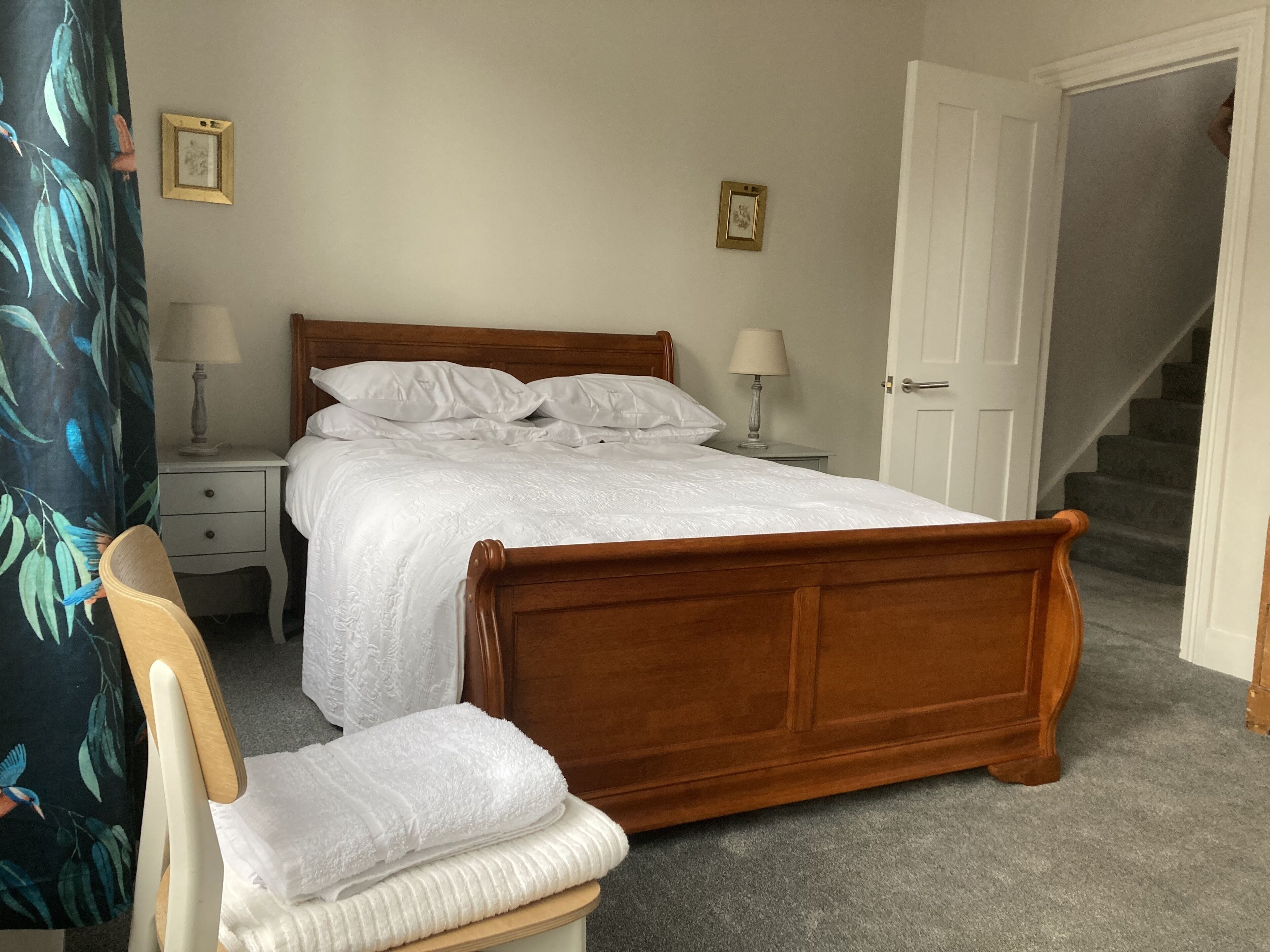 House | 5 bedrooms, iron/ironing board, free WiFi, bed sheets