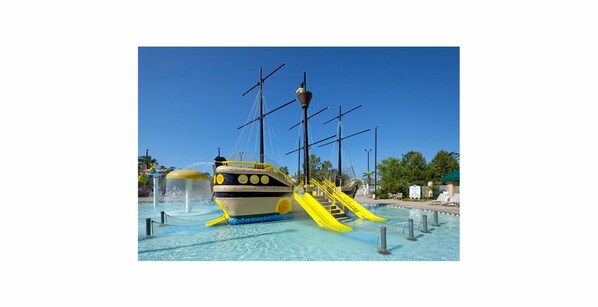 Piscine couverte, piscine extérieure