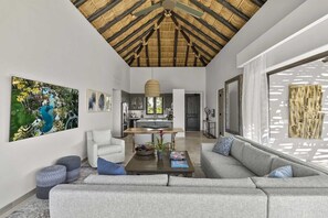 Smart TV, DVD player, stereo