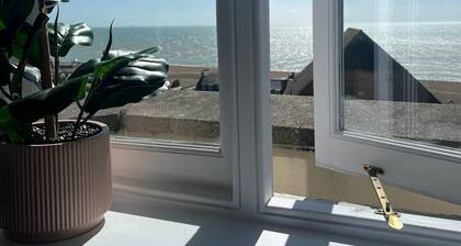 The Turret - The Best View in Folkestone