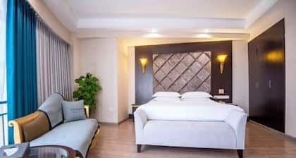Xinhong Hotel