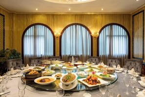 Restaurant - Xinhong Hotel (Weiyuan)