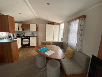 Captivating 2-bed Villa in Pevensey