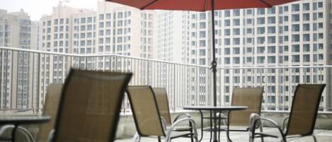 Khu ẩm thực ngoài trời