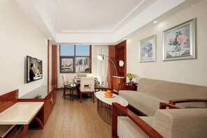 Cribs/infant beds