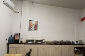 Unclassified image, 2 of 64, button - Yihao Hotel (Xianyou)
