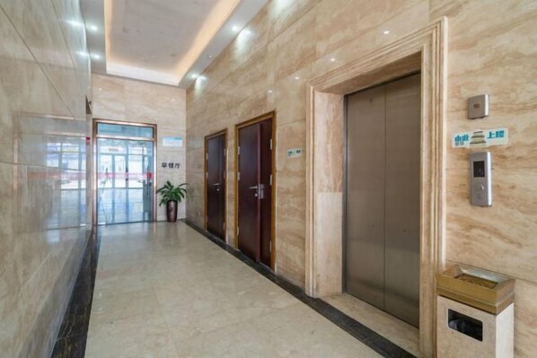 Interior - Yihao Hotel (Xianyou)