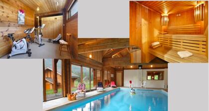 Chalet Ă la montagne 6/8 personnes avec piscine et sauna