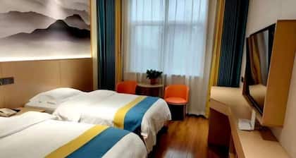 Royal Dragon Airport Hotel
