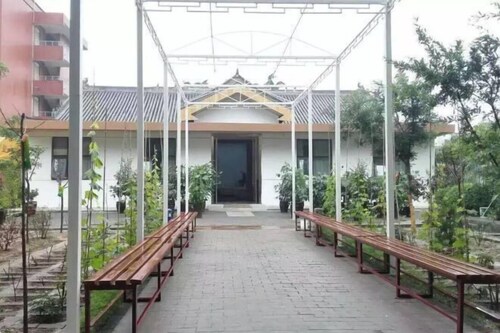 Royal Dragon Airport Hotel