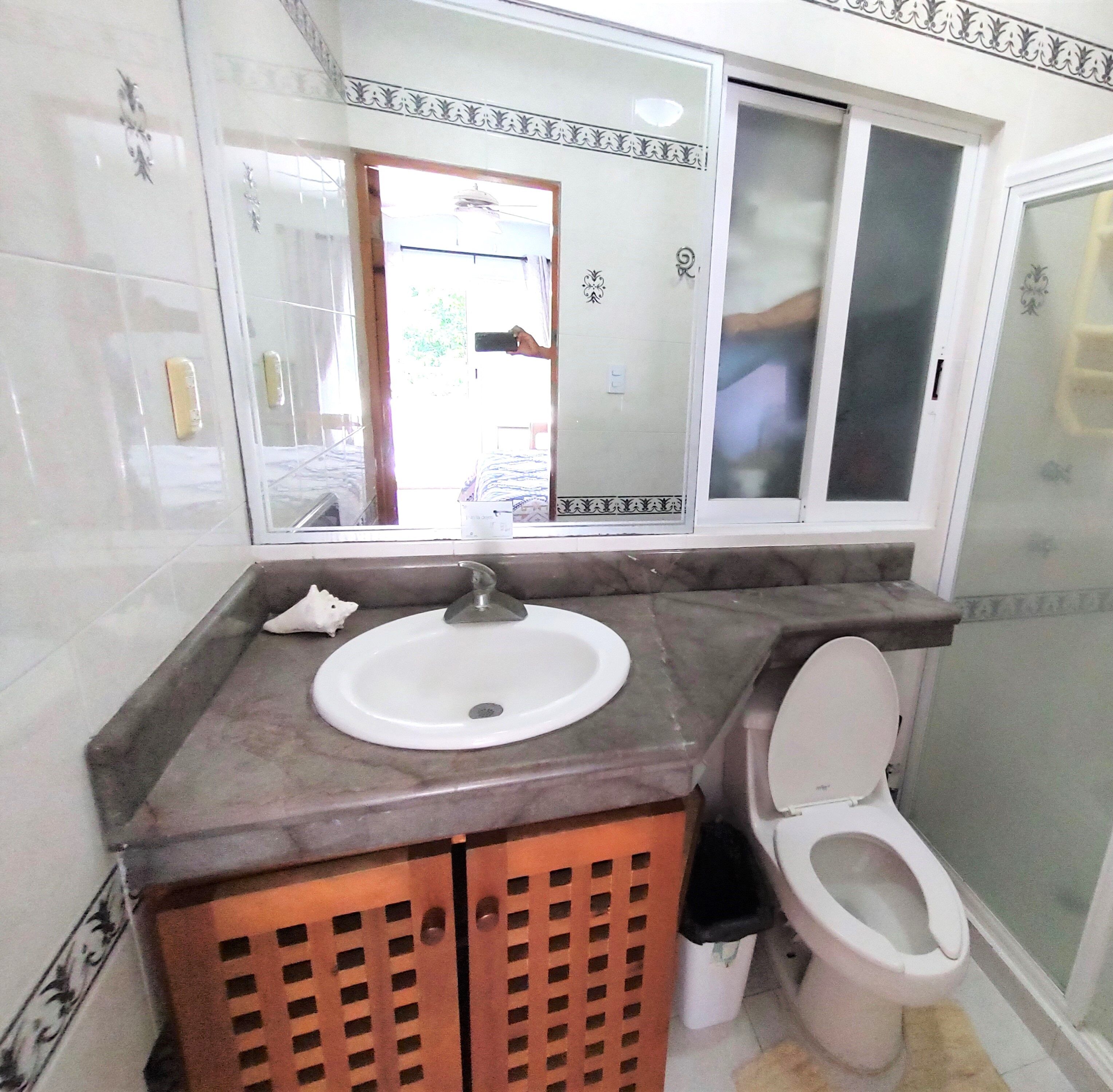 Phòng Tiêu chuẩn, 1 giường cỡ king, có phòng tắm riêng, quang cảnh vườn | Phòng tắm