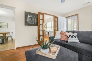 TV connectée, cheminée