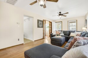 TV connectée, cheminée