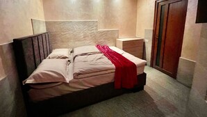 Ảnh chưa phân loại, 5 trong số 19 ảnh, nút