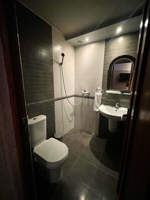 Ducha, cabezal de ducha tipo lluvia, artículos de tocador de diseñador