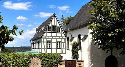 Holiday Home Pavillon in Altes Forsthaus Boppard